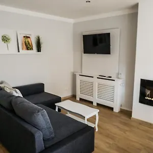Apartment Zauberhaftes Stadthaus, Altötting