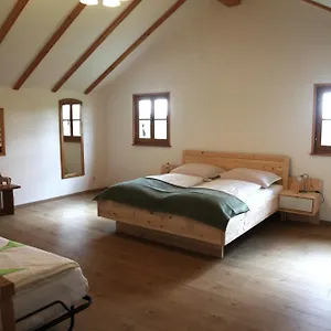Apartment Strass4, Neumarkt-Sankt Veit